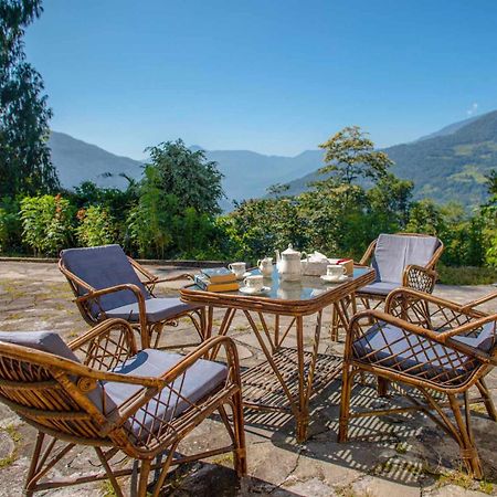 La Ipsing Farm By Stayvista - 3 Bhk Villa With Balcony, Mountain View, Indoor Games, And Pet Friendly Samdong 외부 사진