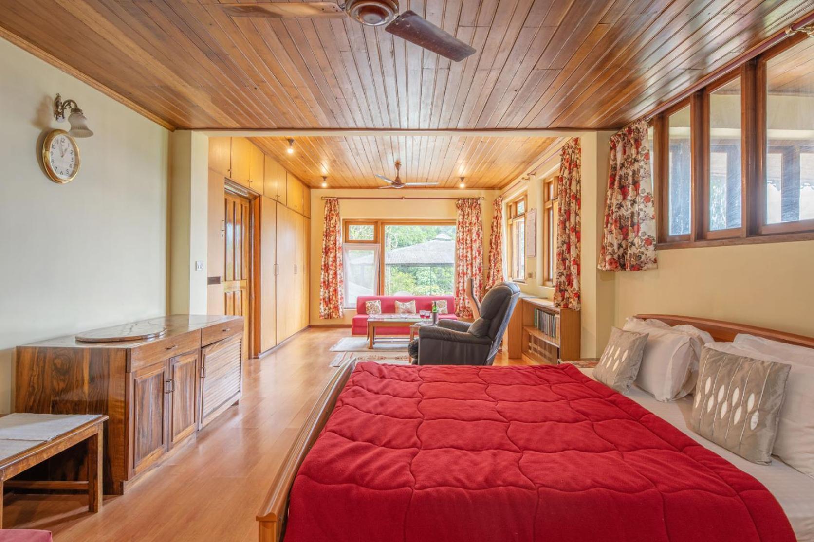 La Ipsing Farm By Stayvista - 3 Bhk Villa With Balcony, Mountain View, Indoor Games, And Pet Friendly Samdong 외부 사진